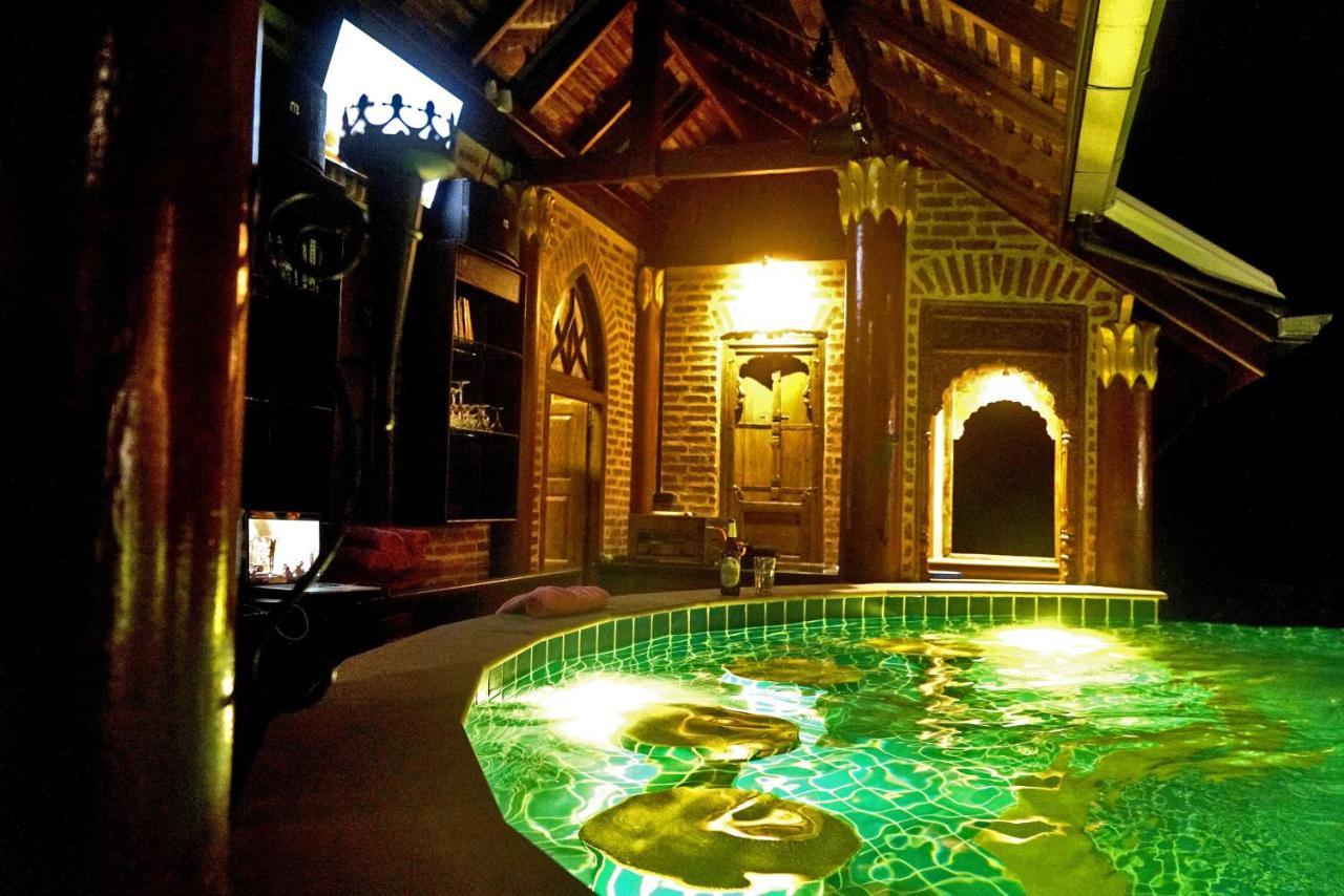 Chateau Orientale Resort ルアンパバーン エクステリア 写真