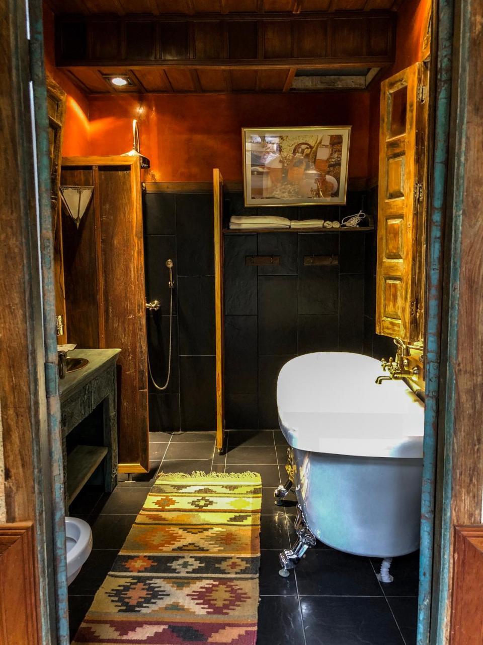 Chateau Orientale Resort ルアンパバーン エクステリア 写真